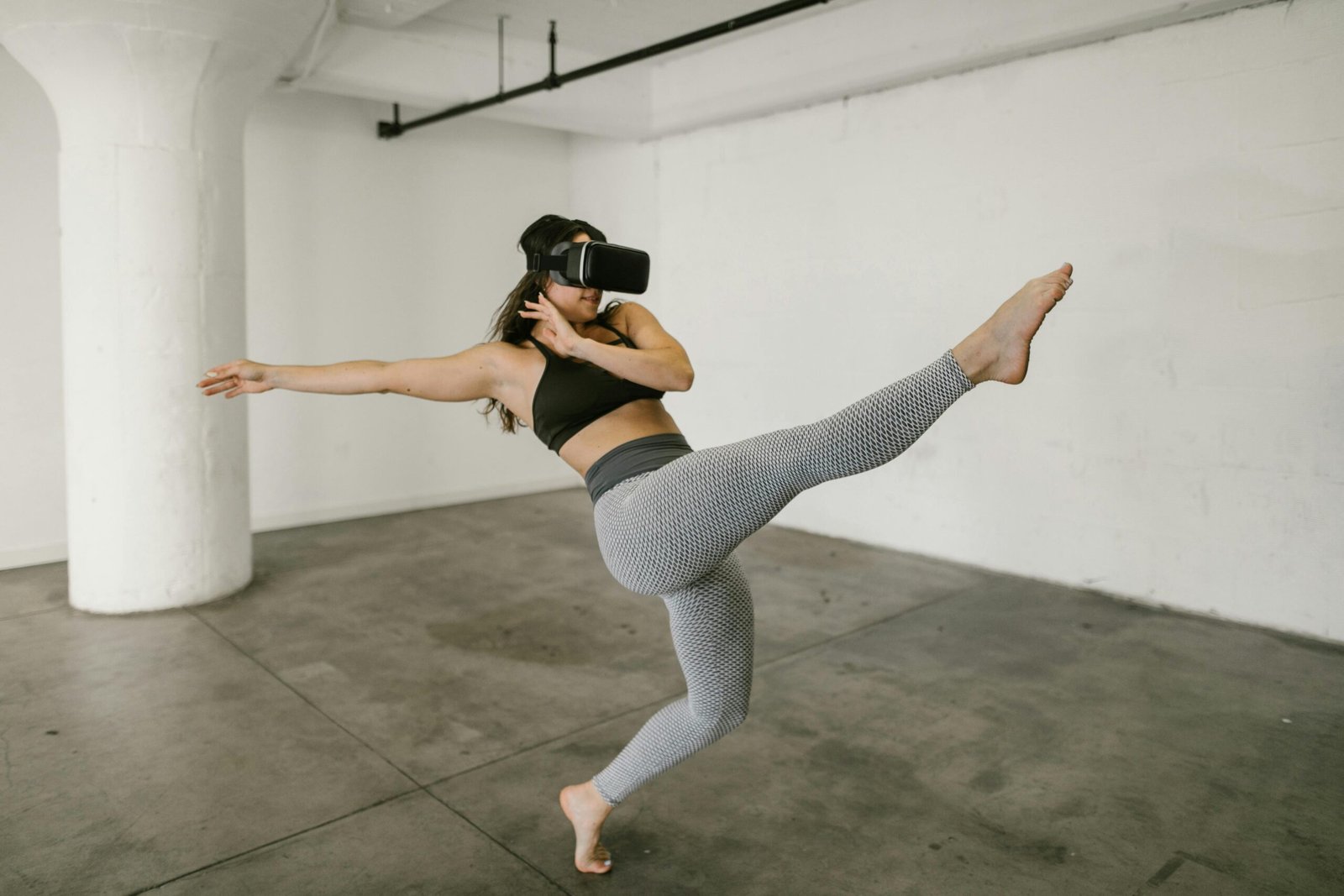 Epic Fitness Journeys Start with VR in 2025